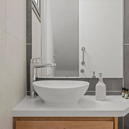 Serenity Waves 4 Villa