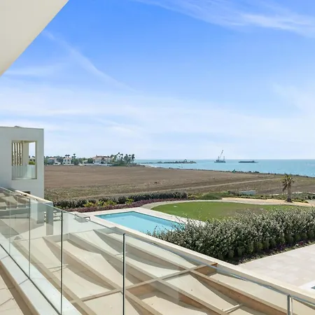 Villa Serenity Waves 4 *