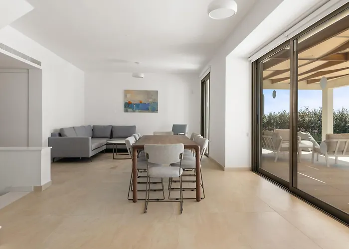 Serenity Waves 4 Vila